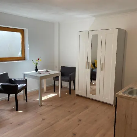 Schoene Souterrainwohnung In Seeshaupt Extérieur photo