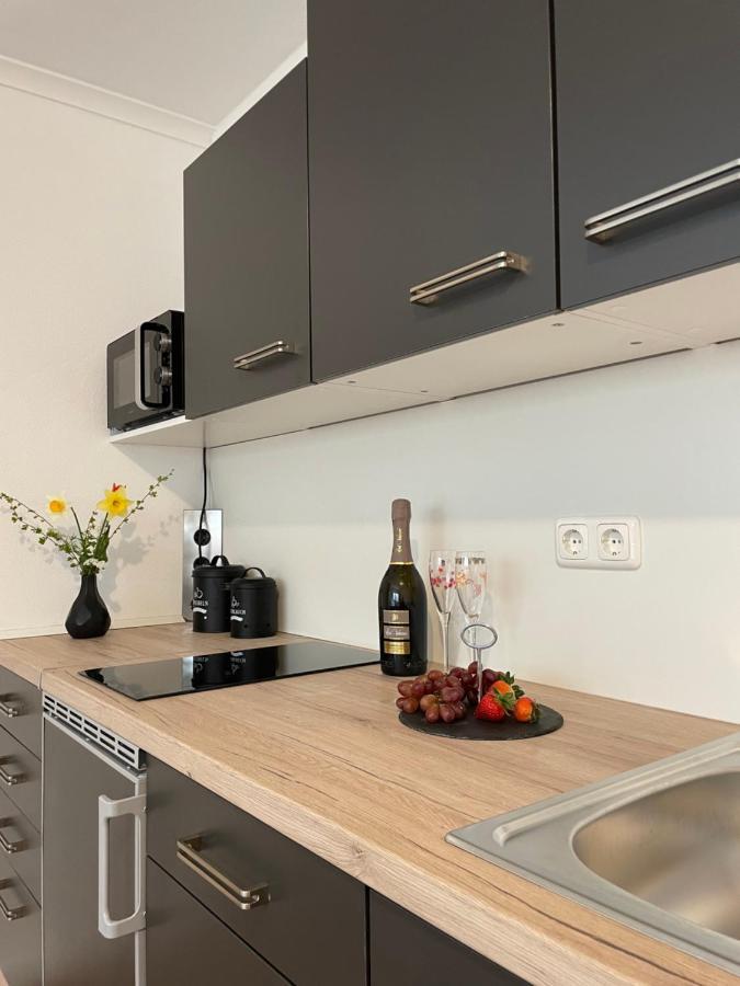 Schoene Souterrainwohnung In